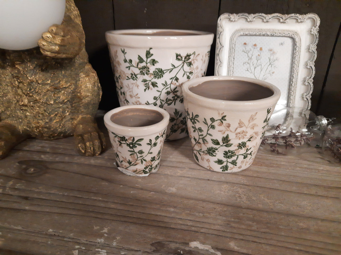 Keramik Blumentopf Grün-Beige mit Rankenmotiv - Clayre & Eef