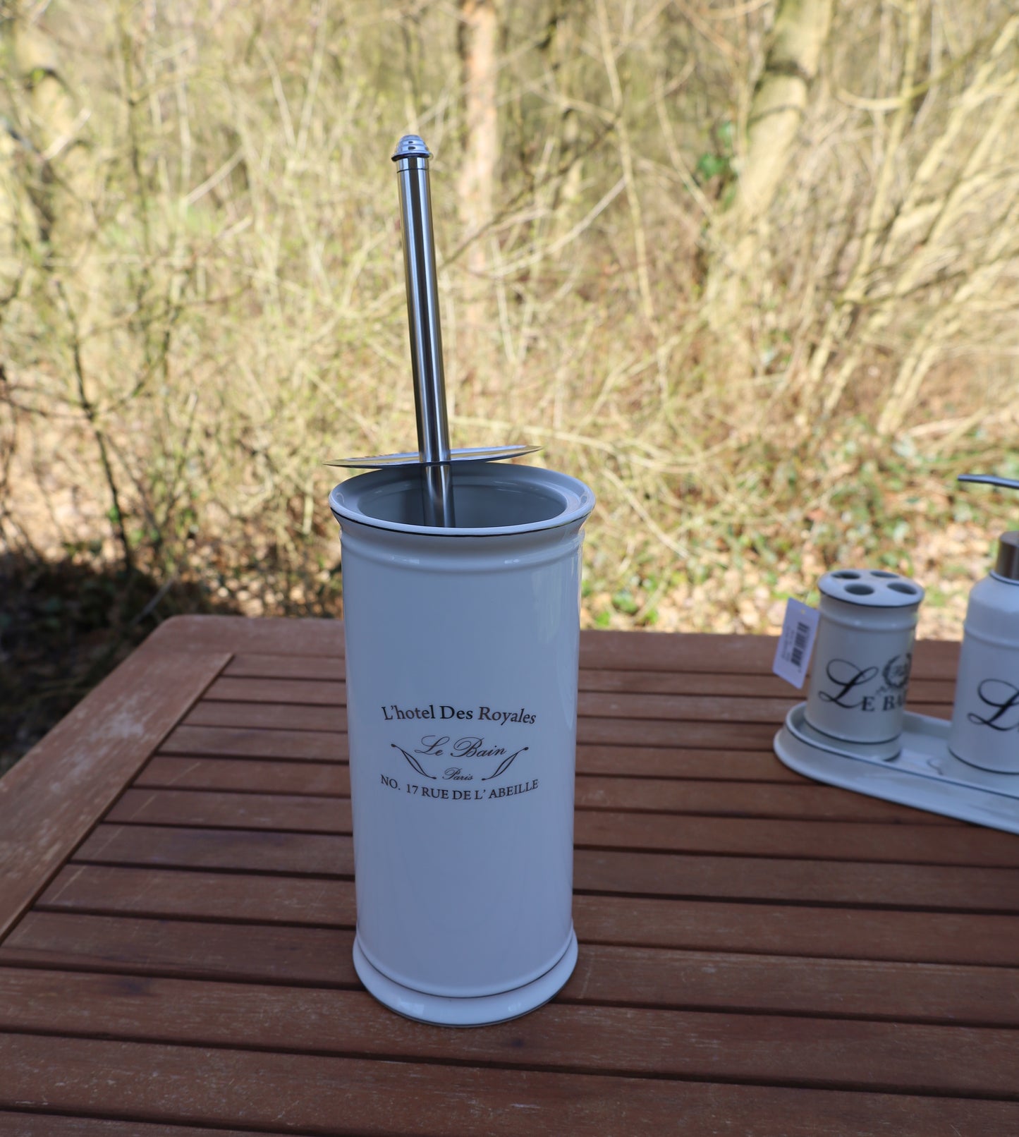 Toilettenbürstenhalter mit WC-Bürste aus Keramik in Weiß