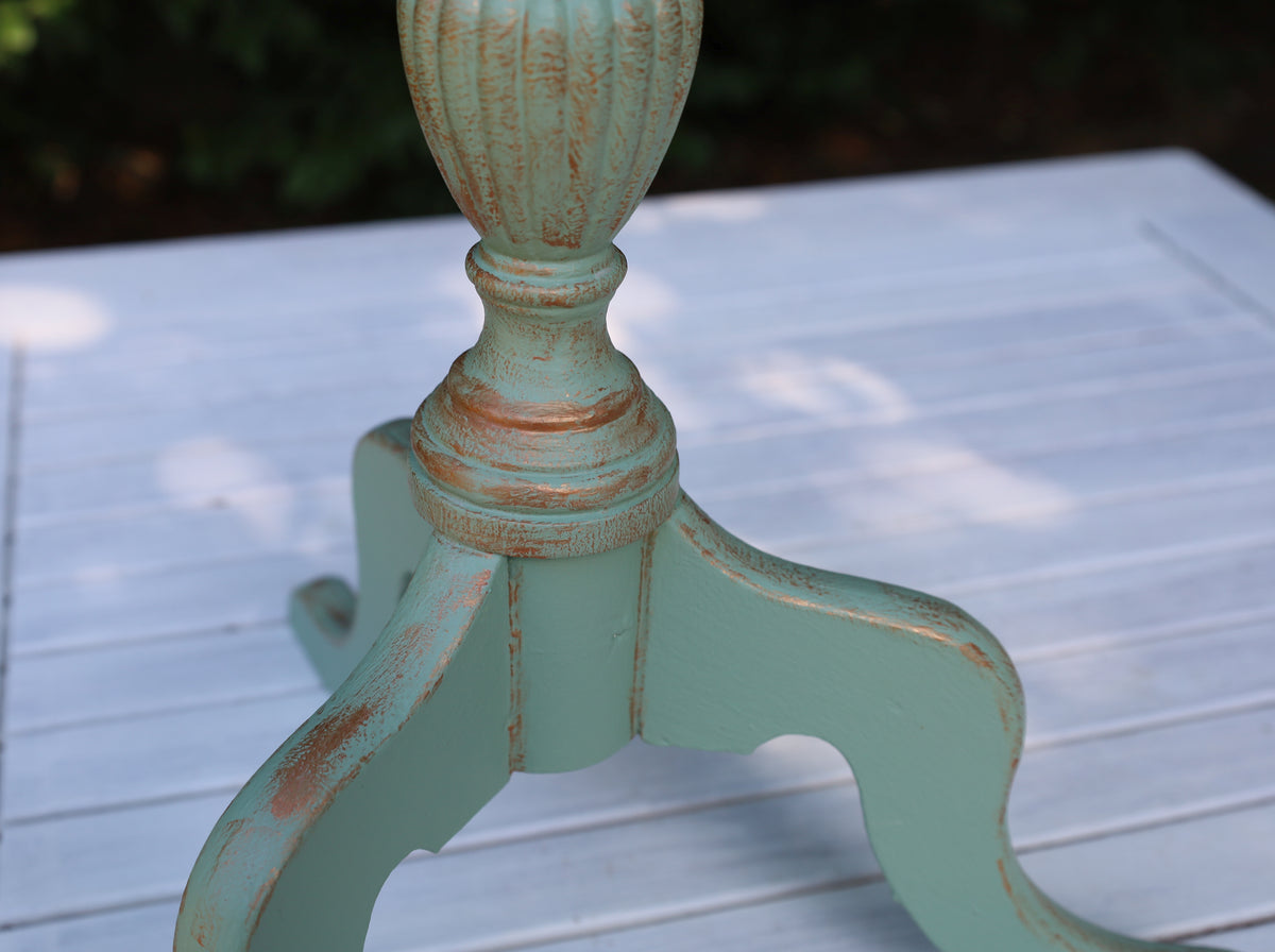 Vintage Pflanzenständer / Blumenhocker aus Holz in Mintgrün {{ Shabby Chic und Landhaus Deko }} {{ www.Stein-Alt.de }}