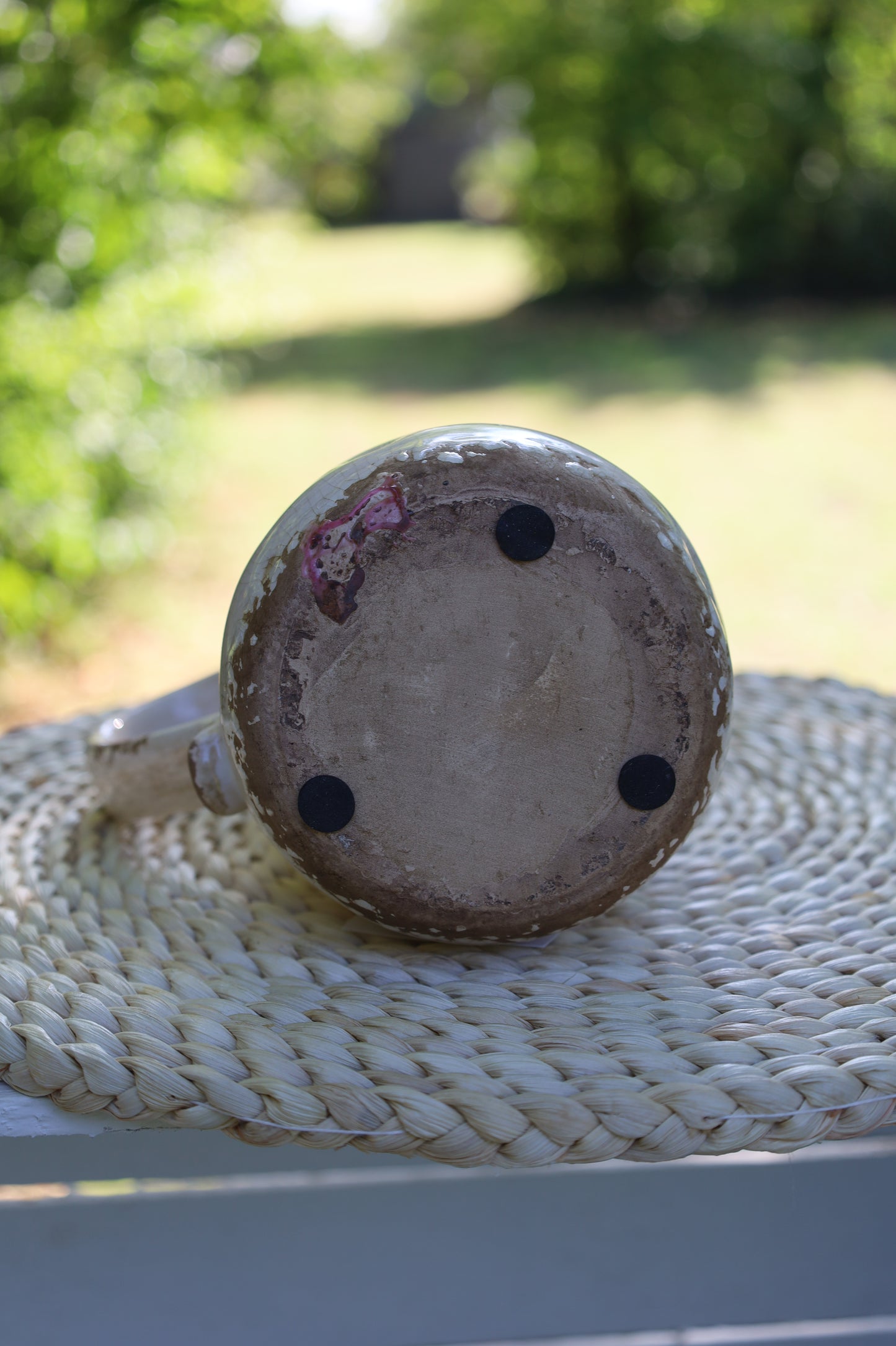 Dekorativer Krug mit Rosenmotiv im Cottage-Stil aus Keramik