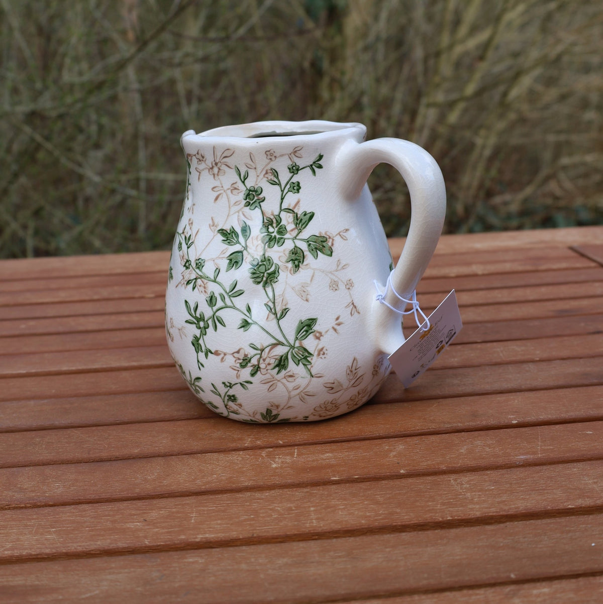 Vase Keramik Krug Beige Grün – Vase mit Blättermuster im Landhausstil Shabby Chic und Landhaus Deko bei www.Stein-Alt.de