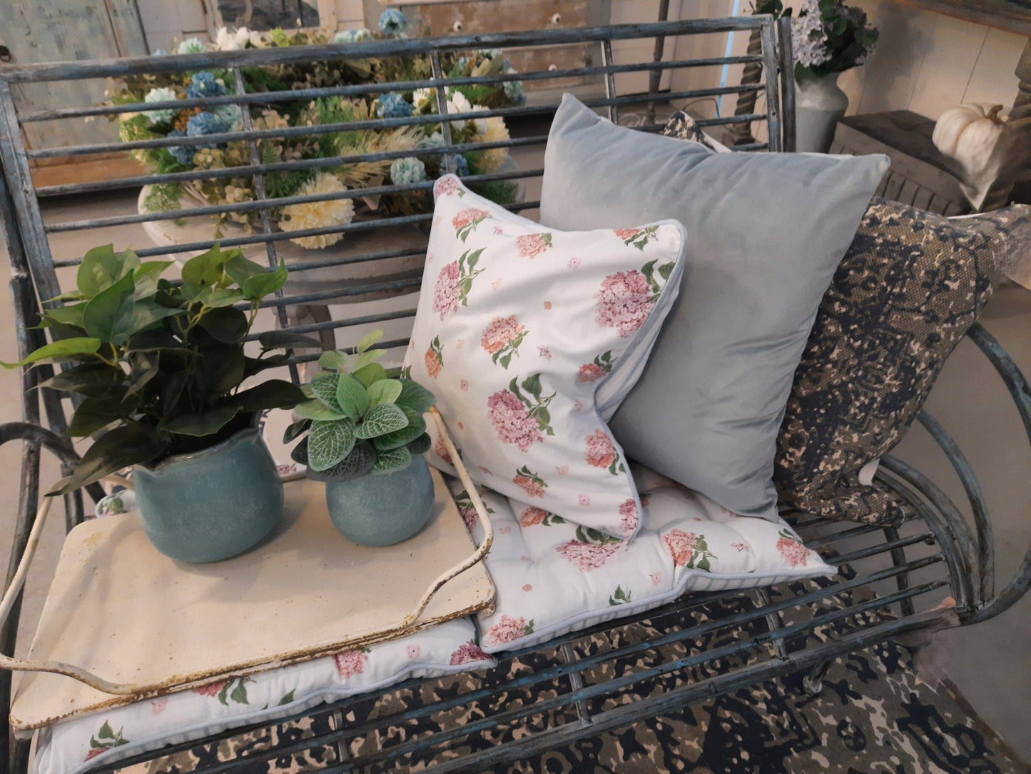 Kissenbezug Hortensien 40x40 cm - 100% Baumwolle Blau Rosa - Landhausstil {{ Shabby Chic und Landhaus Deko }} {{ www.Stein-Alt.de }}