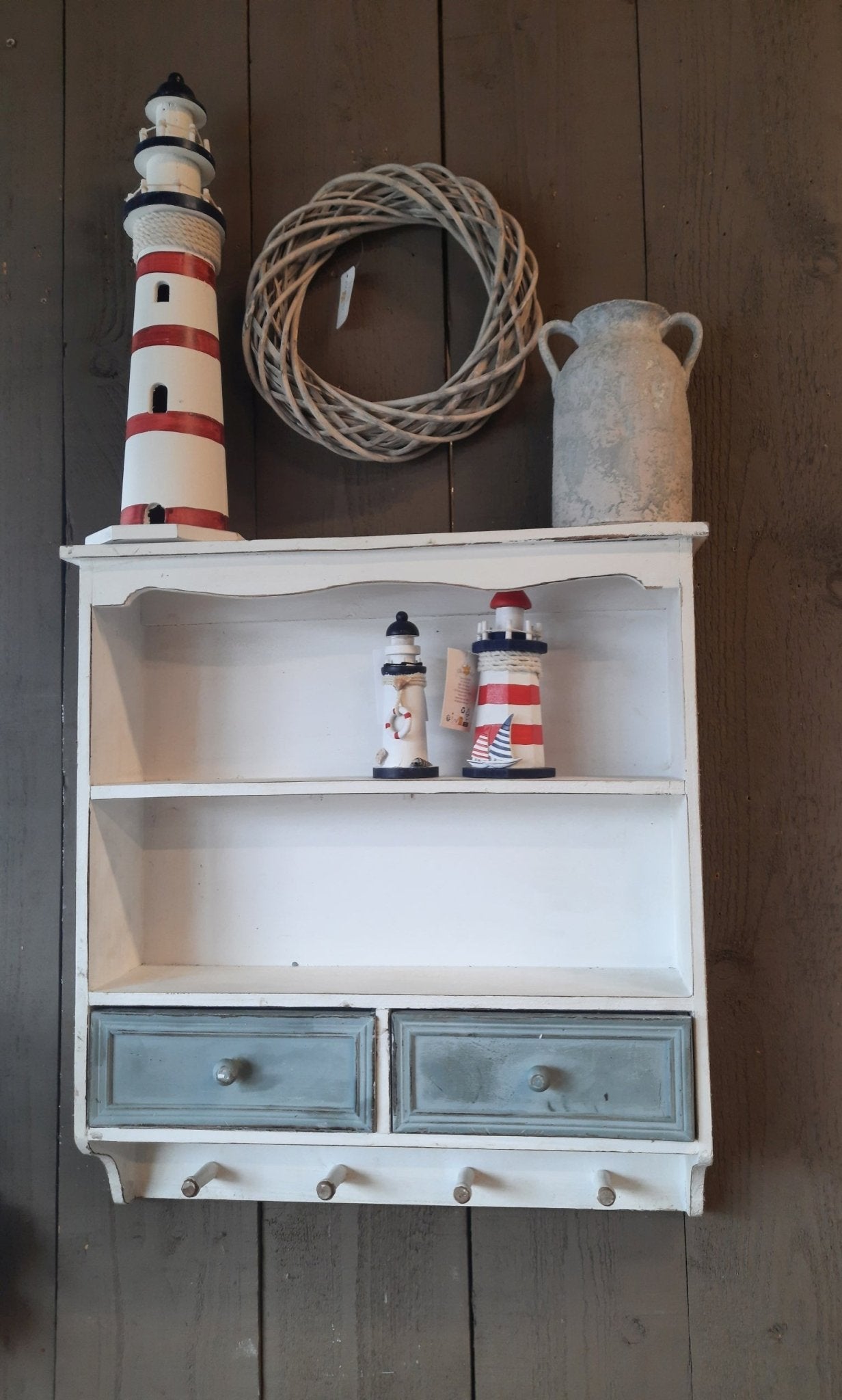 Wandregal Holz mit Schubladen & Haken - Shabby Chic Landhausstil Weiß, Braun {{ Shabby Chic und Landhaus Deko }} {{ www.Stein-Alt.de }}