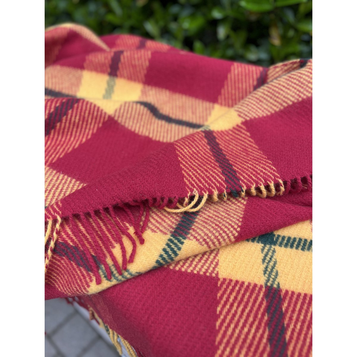 Wolldecke Schottenkaro Rot - 100% Schurwolle Kuscheldecke & Picknickdecke