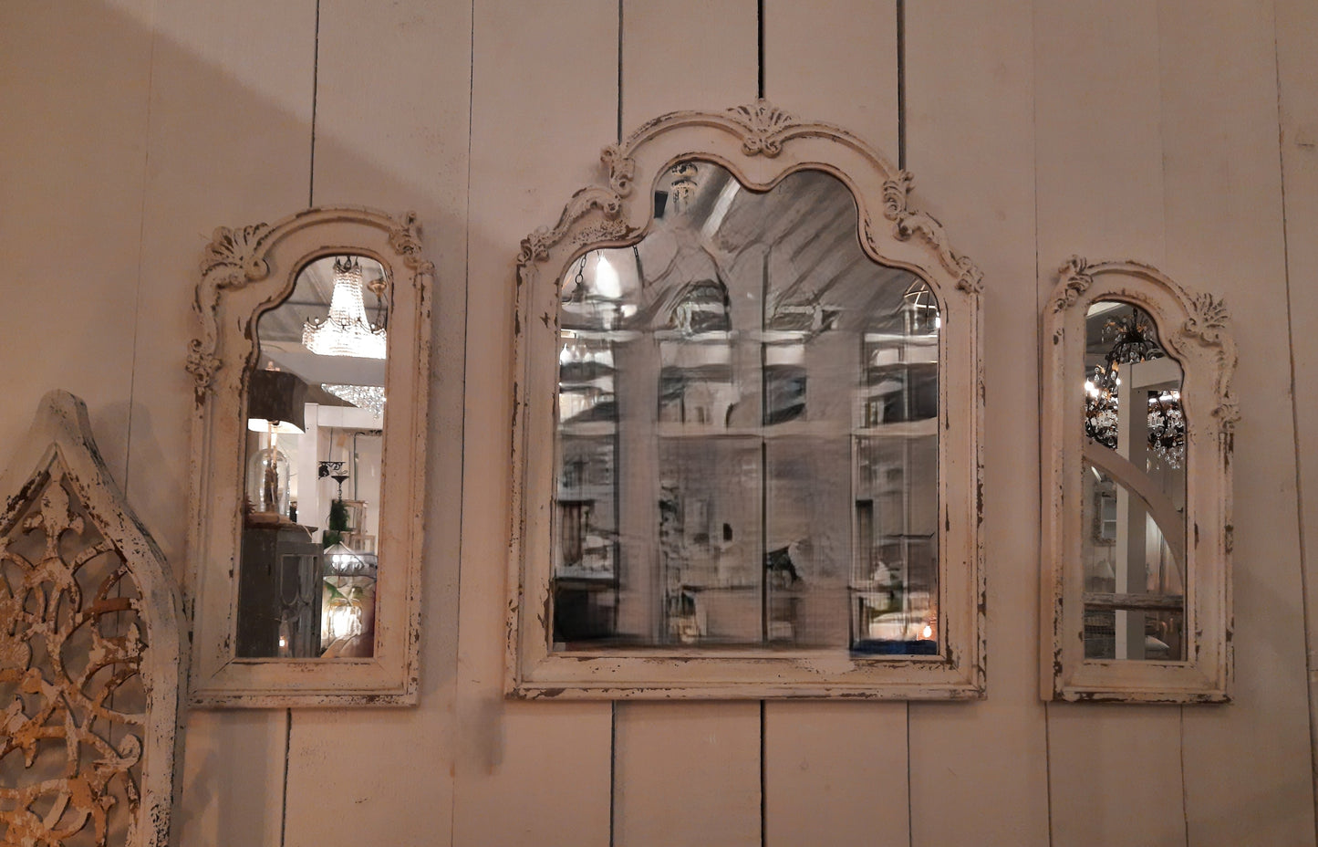 Dreiflügeliger Barock-Spiegel Weiß Holz 122x84 cm - Shabby Chic Wandspiegel Landhaus