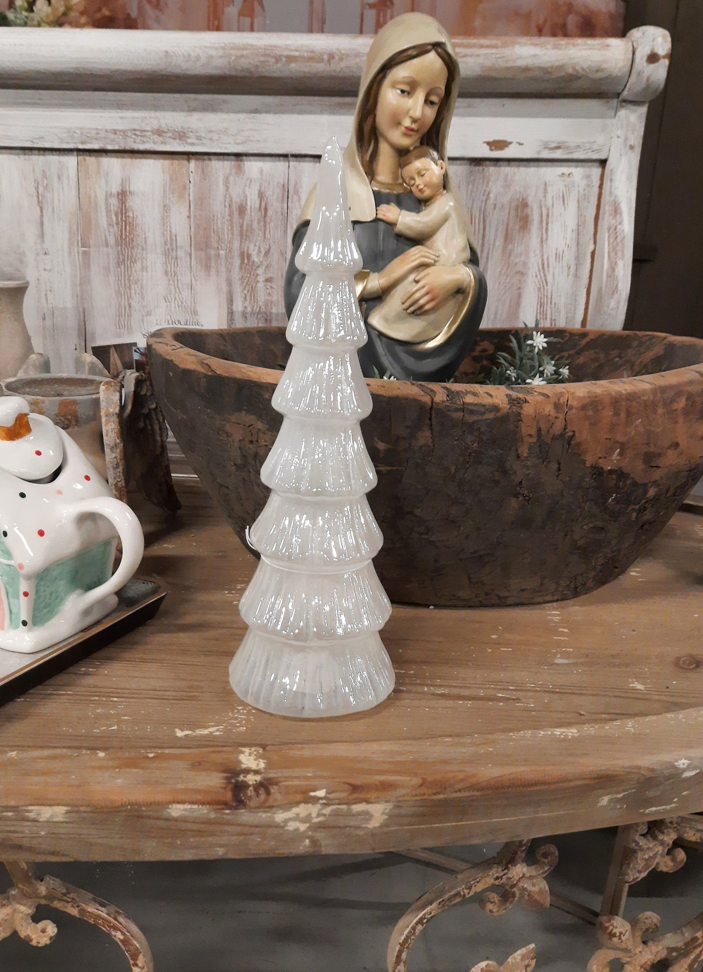 Tannenbaum aus Glas, Lichterbaum mit LED Beleuchtung in weiß, Weihnachten Winter