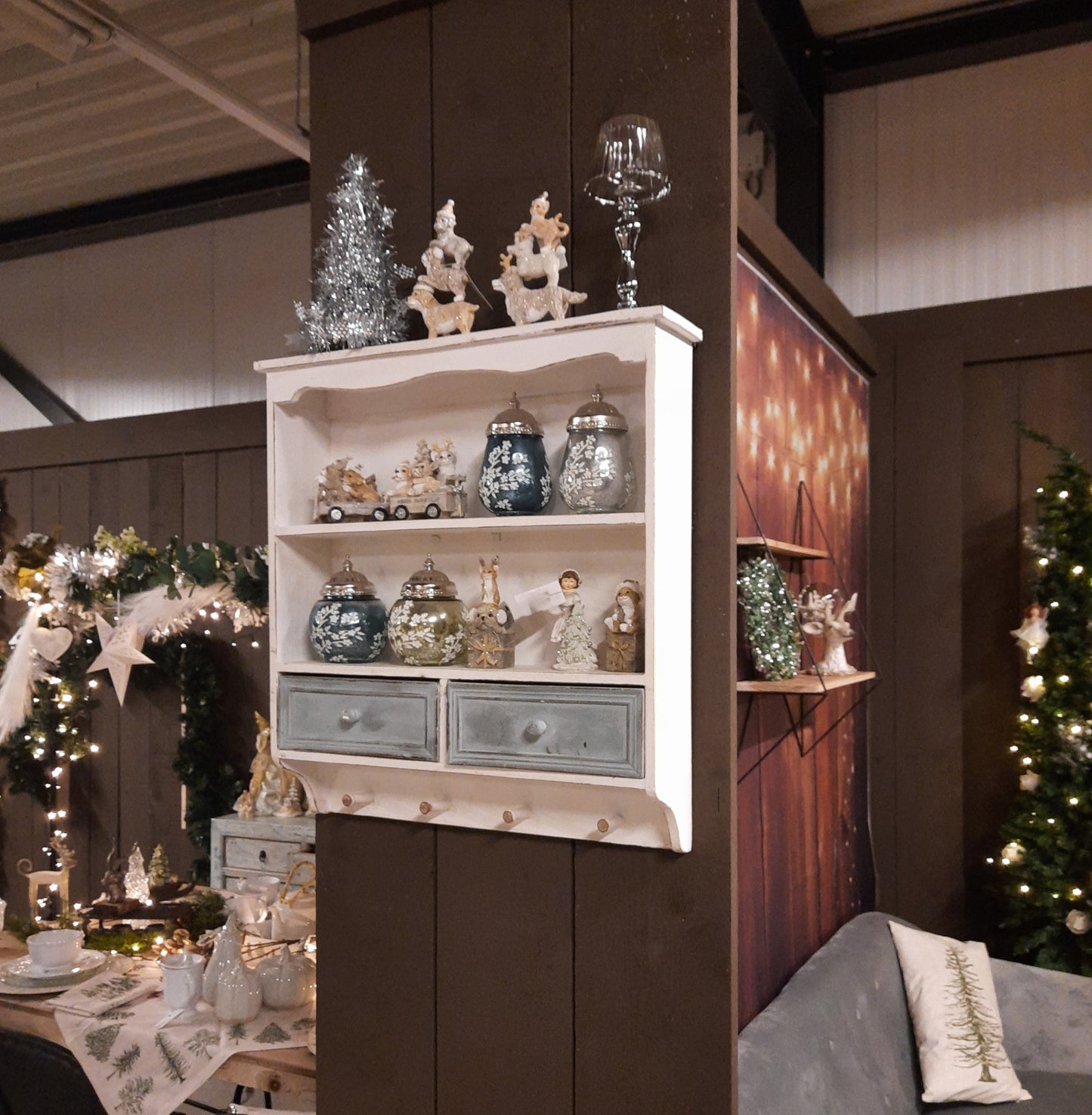 Wandregal Holz mit Schubladen & Haken - Shabby Chic Landhausstil Weiß, Braun