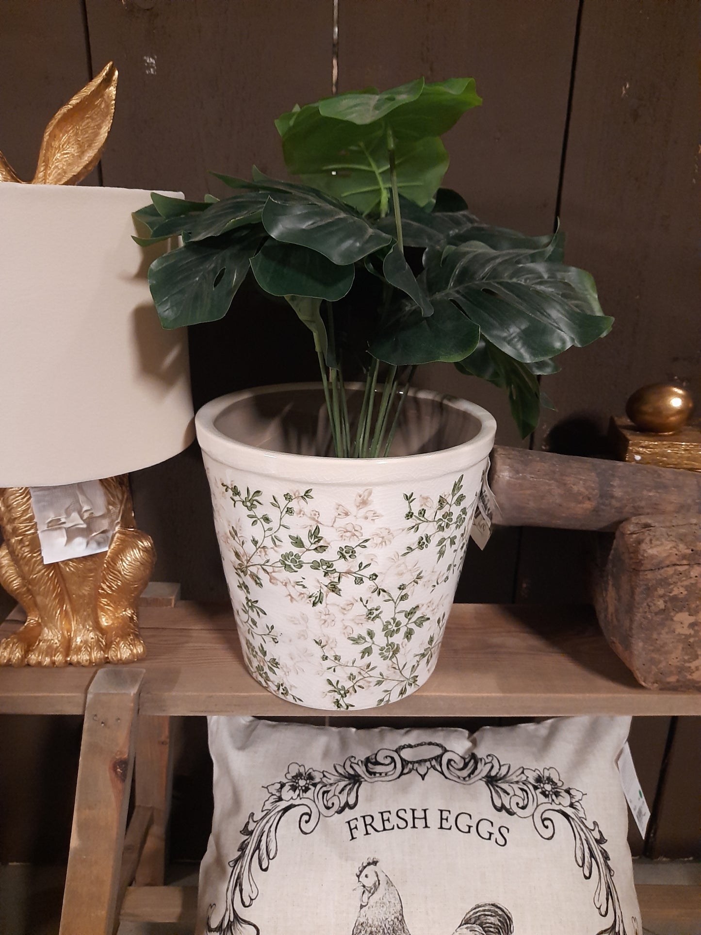 Keramik Blumentopf Grün-Beige mit Rankenmotiv - Clayre & Eef