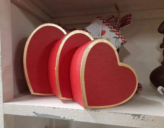 Herzgeschenkbox 3er Set Rot - Romantische Aufbewahrungsbox Karton | Clayre & Eef