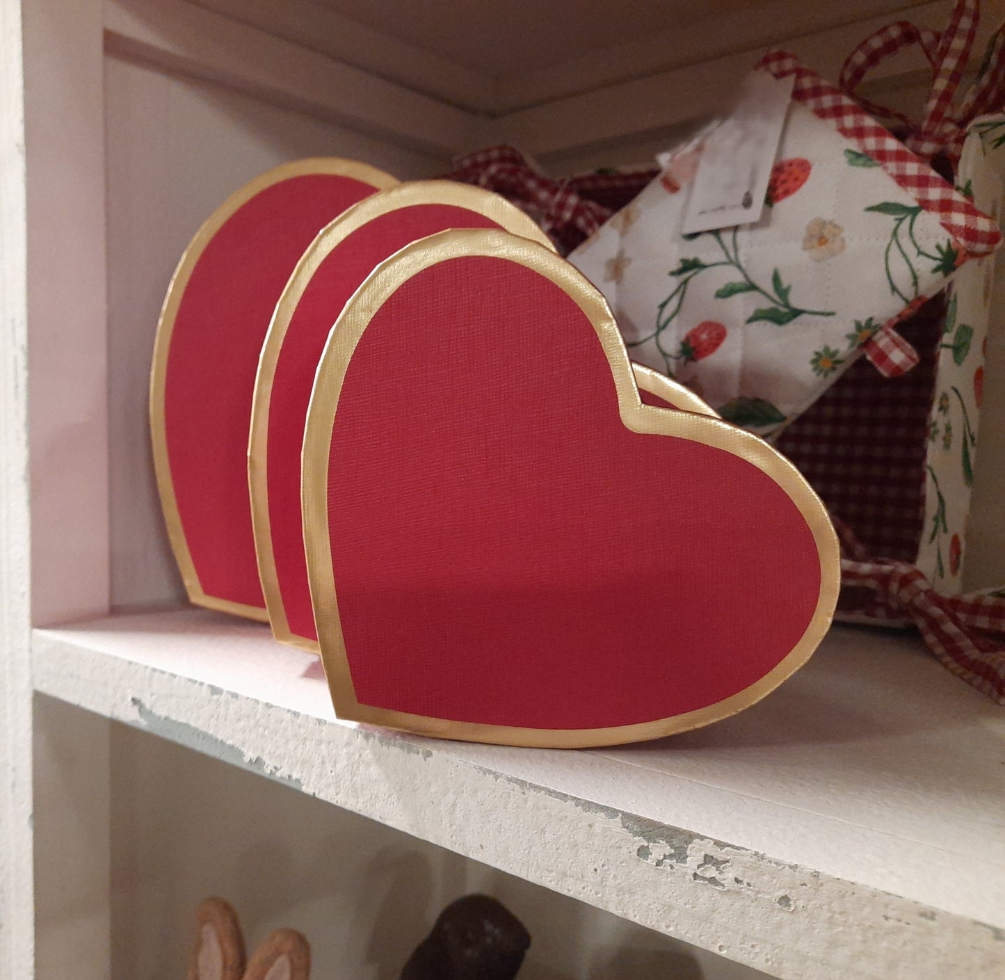 Herzgeschenkbox 3er Set Rot - Romantische Aufbewahrungsbox Karton | Clayre & Eef