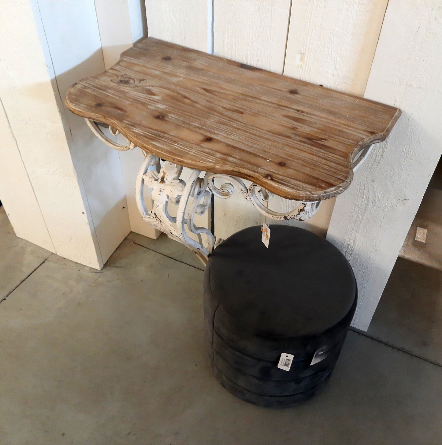 Shabby Chic Wandtisch / Konsolentisch aus Eisen und Holz in Weiß-Braun