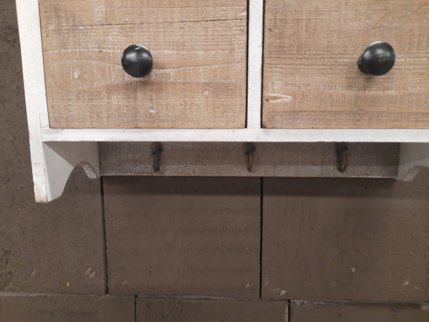 Wandschrank mit Haken und Schubladen Holz Braun-Weiß Landhausstil
