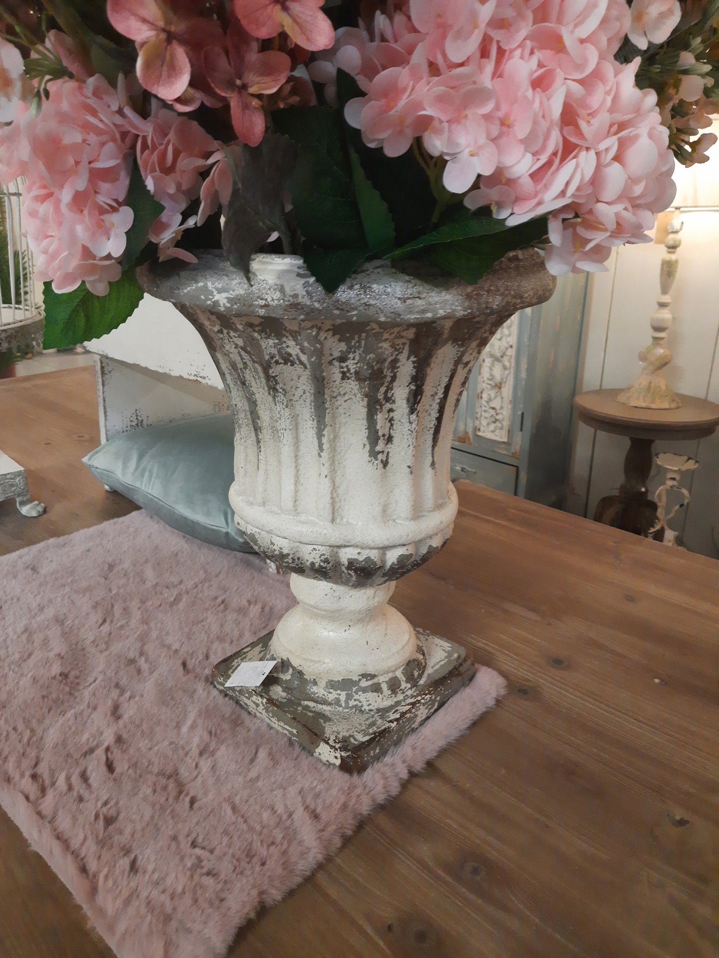 Klassischer Blumenkübel für Garten & Balkon - Landhausstil Pflanzgefäß