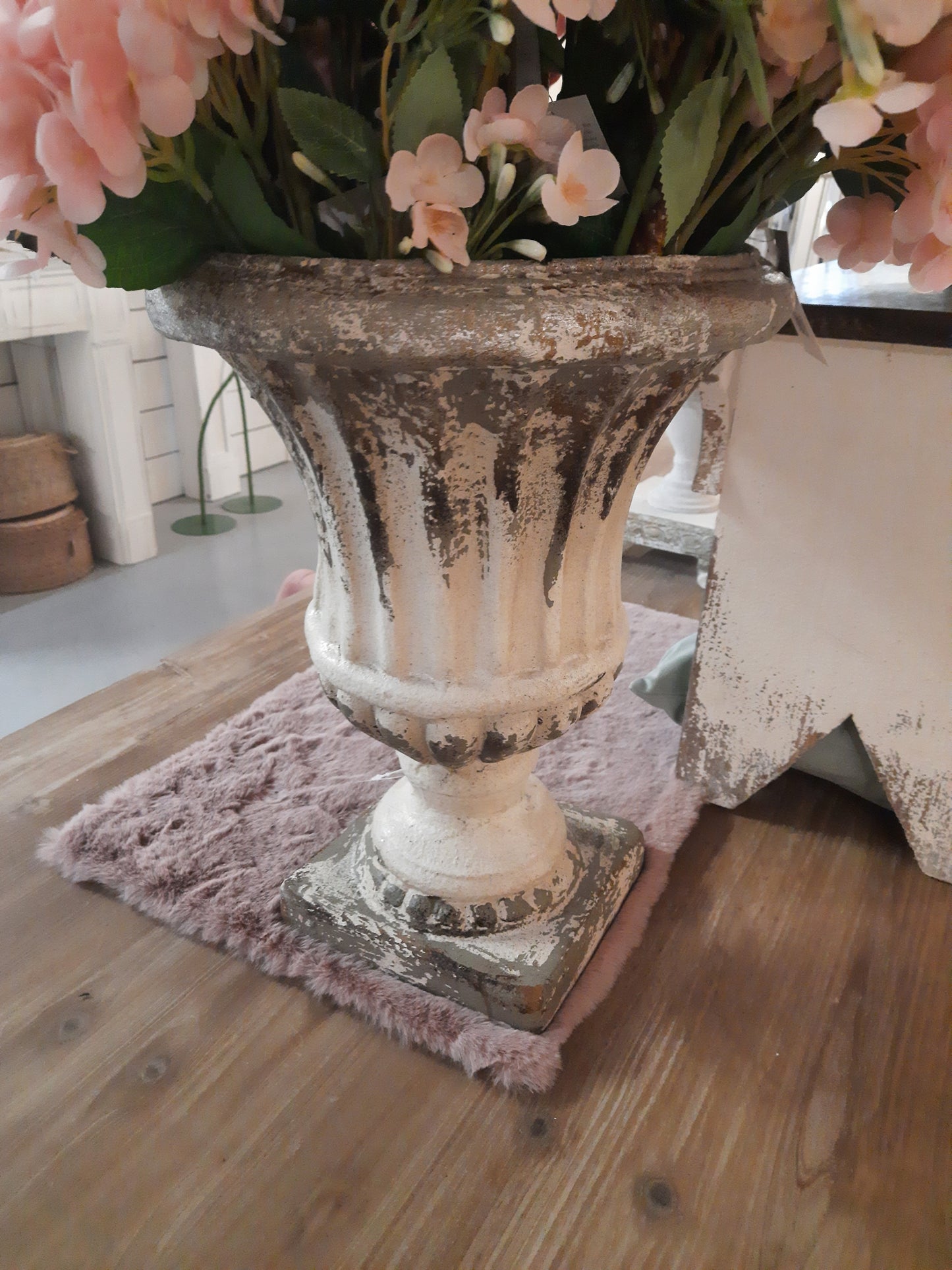 Klassischer Blumenkübel für Garten & Balkon - Landhausstil Pflanzgefäß