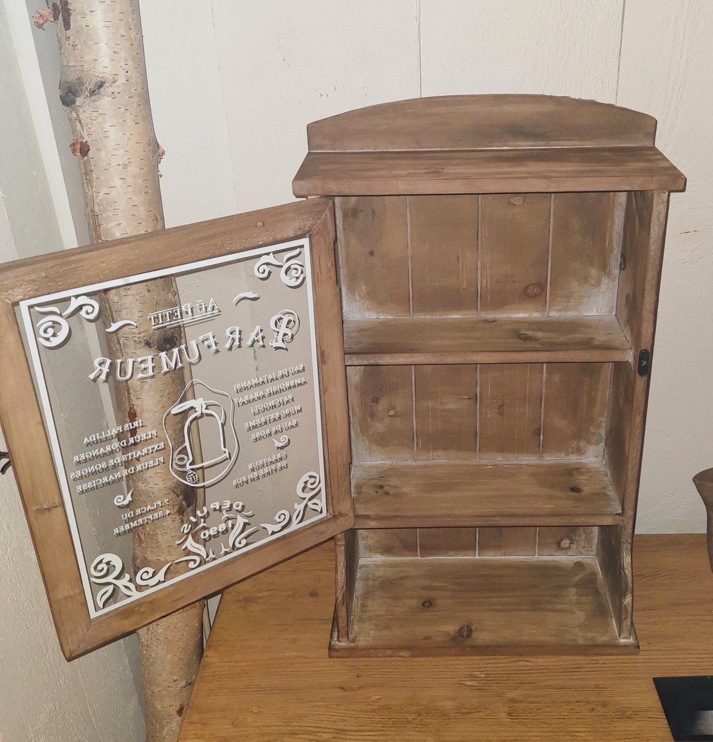 Wandschrank / Hängeschränkchen / Wandregal aus Holz in Braun / Landhaus / Clayre & Eef