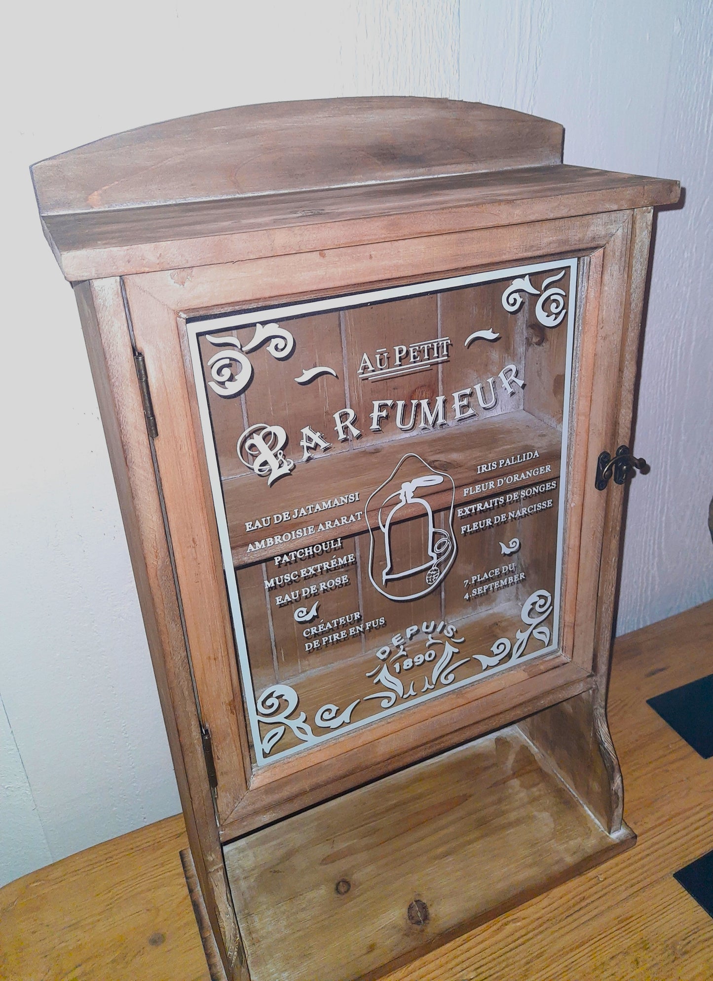 Wandschrank / Hängeschränkchen / Wandregal aus Holz in Braun / Landhaus / Clayre & Eef