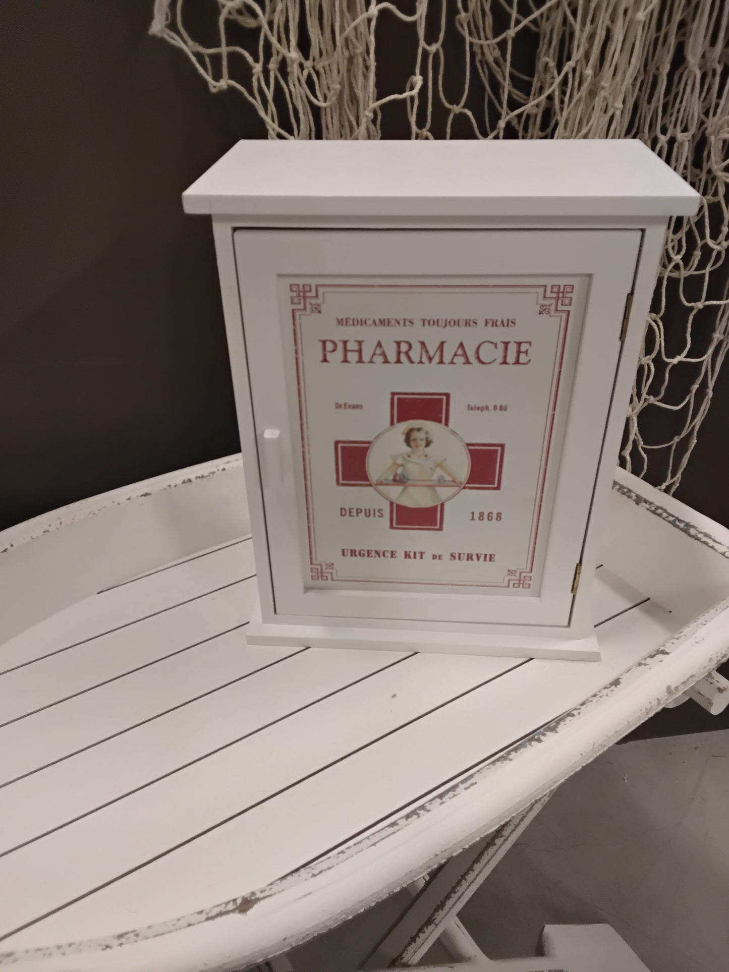 Medizinschrank Holz Weiß-Rot - Vintage Apothekerschrank Landhausstil