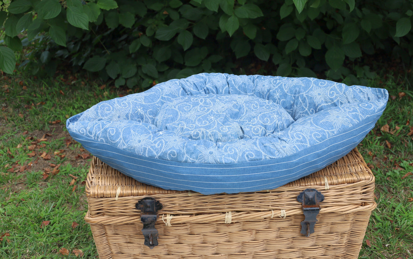 Hundebett Boot Ahoi! 80cm - Maritimes Hundekissen Baumwolle Blau-Weiß