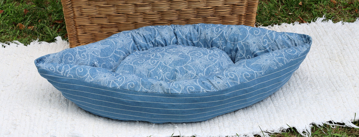 Hundebett Boot Ahoi! 80cm - Maritimes Hundekissen Baumwolle Blau-Weiß