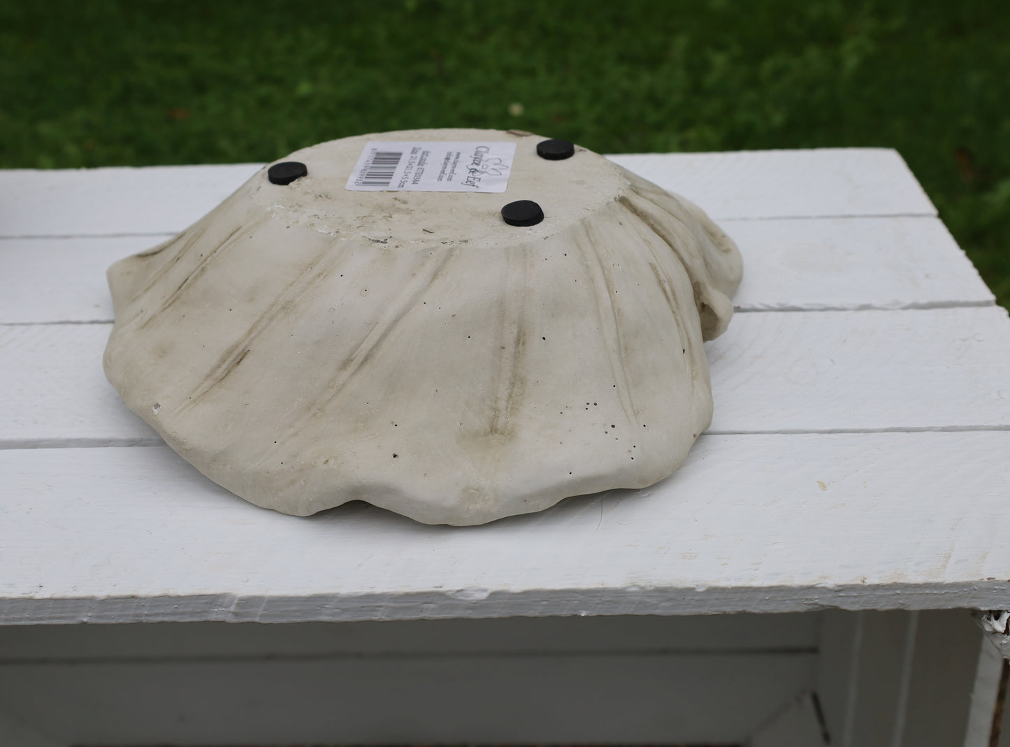 Vogeltränke Steinguss Blatt-Design - Vogelbad für Garten & Balkon - Landhaus Deko