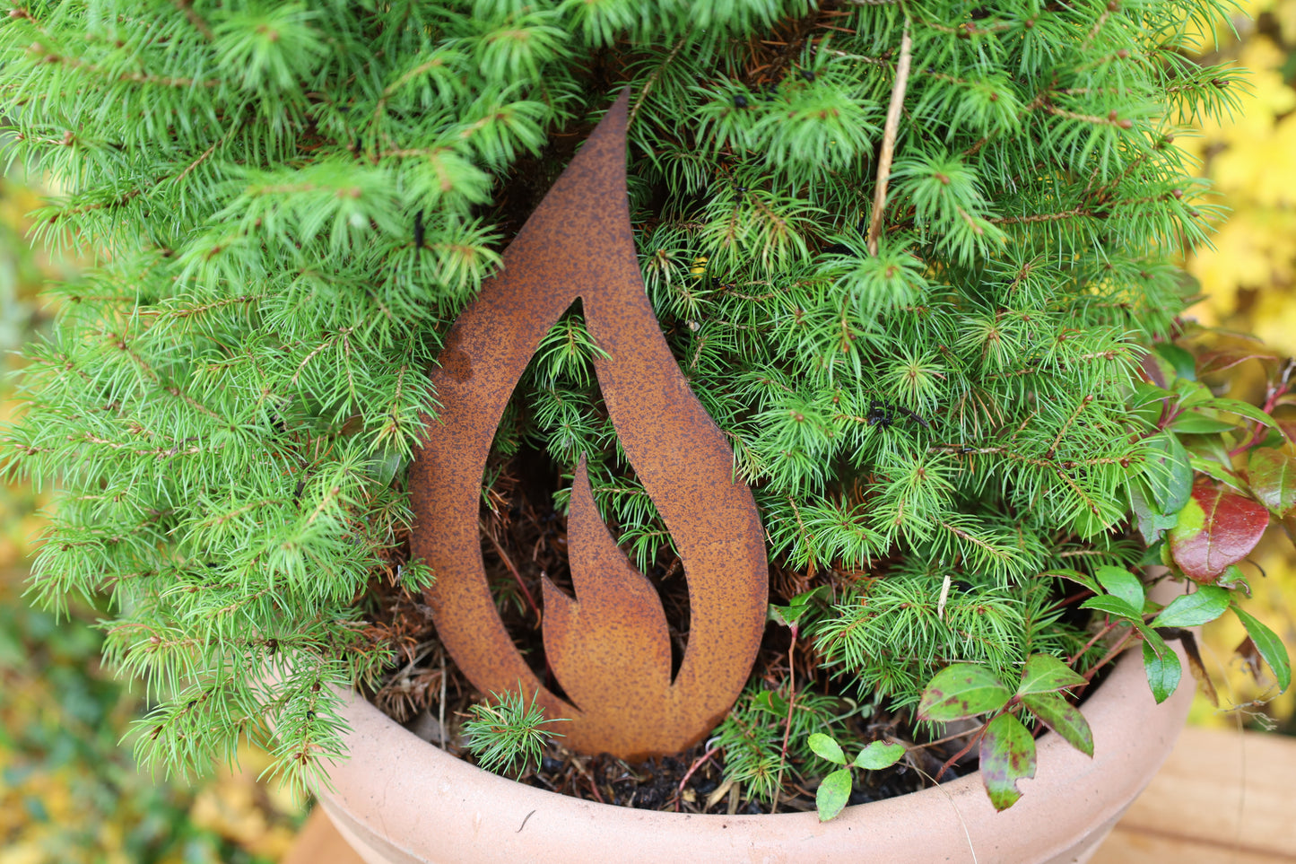 Edelrost Flamme Winterdekoration - Weihnachtsdeko für Balkon & Garten