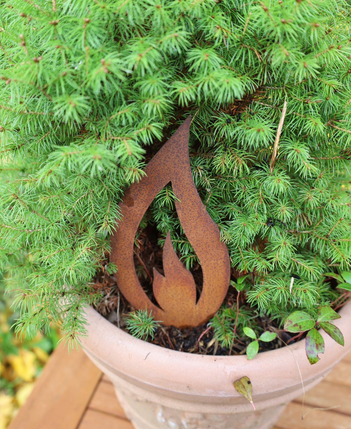 Edelrost Flamme Winterdekoration - Weihnachtsdeko für Balkon & Garten