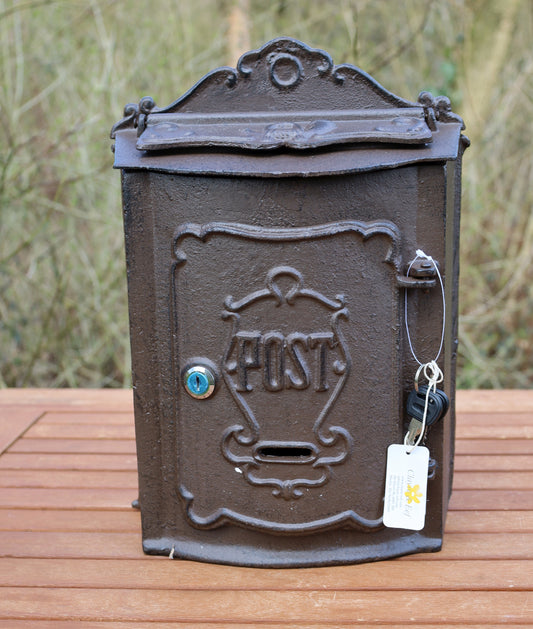 Vintage Briefkasten aus Gusseisen - Antik Braun Postkasten im Landhausstil