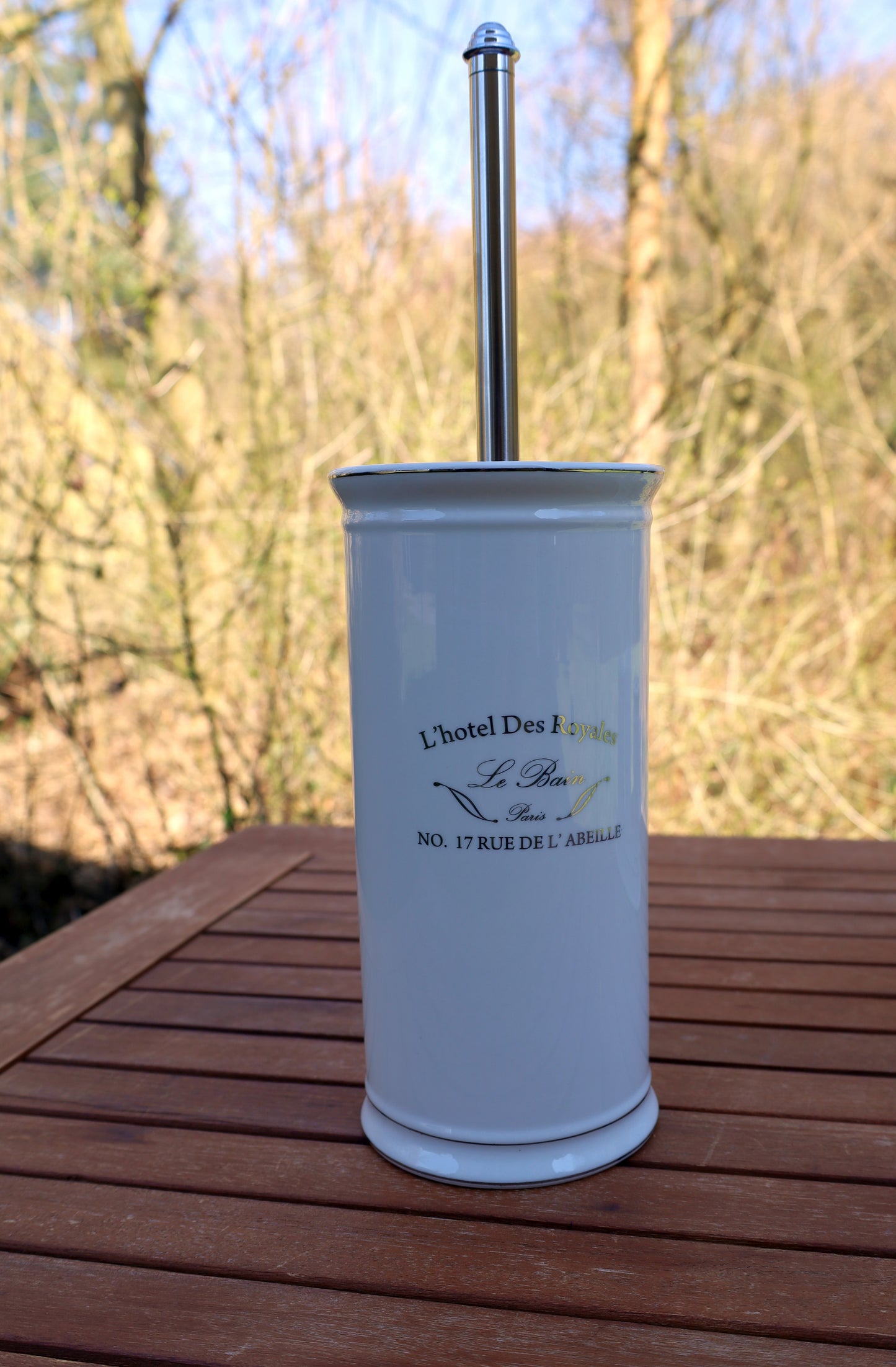 Toilettenbürstenhalter mit WC-Bürste aus Keramik in Weiß