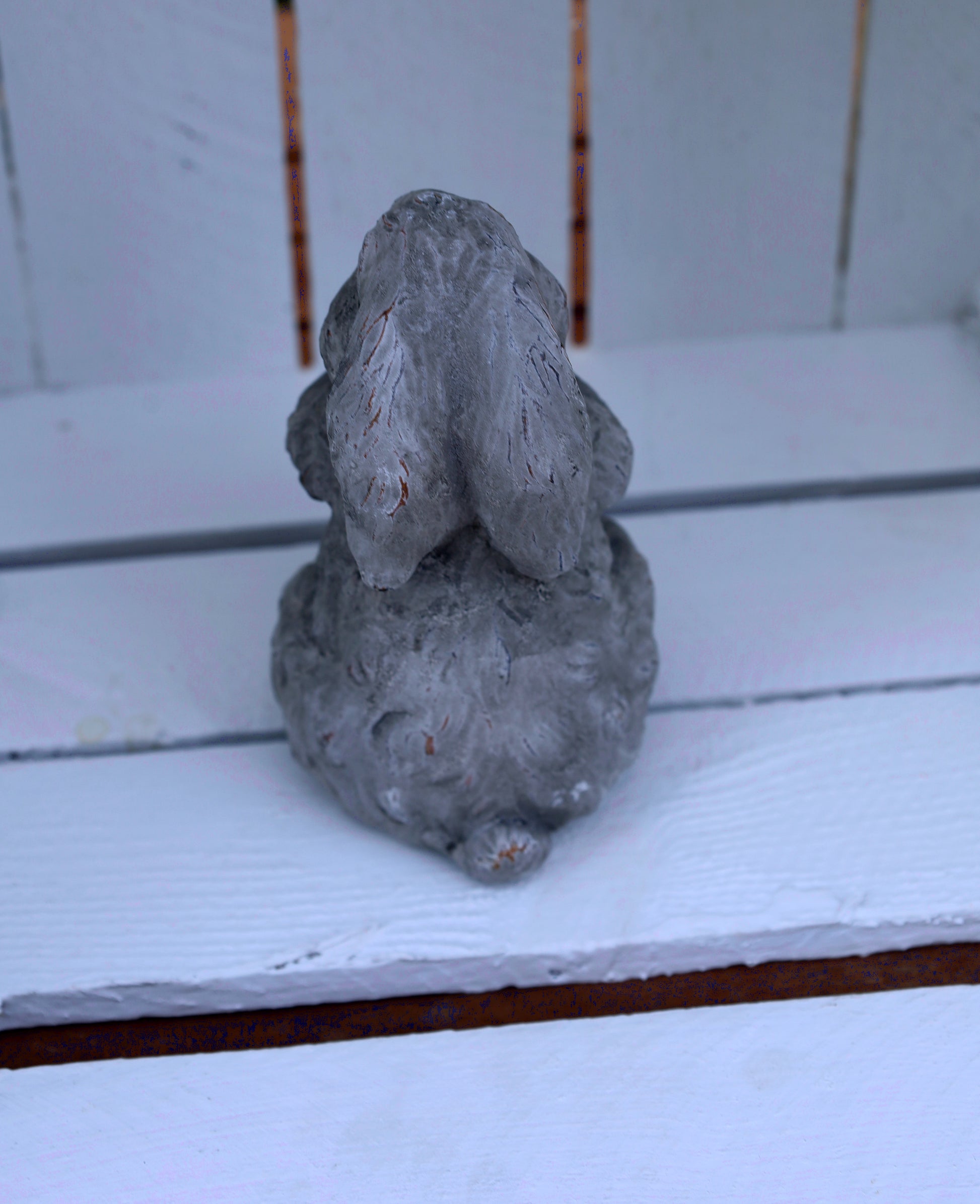 Oster Hase Steinguss Grau 15cm - Gartendeko Frühling Häschen Landhaus {{ Shabby Chic und Landhaus Deko }} {{ www.Stein-Alt.de The cosy Cottage }}