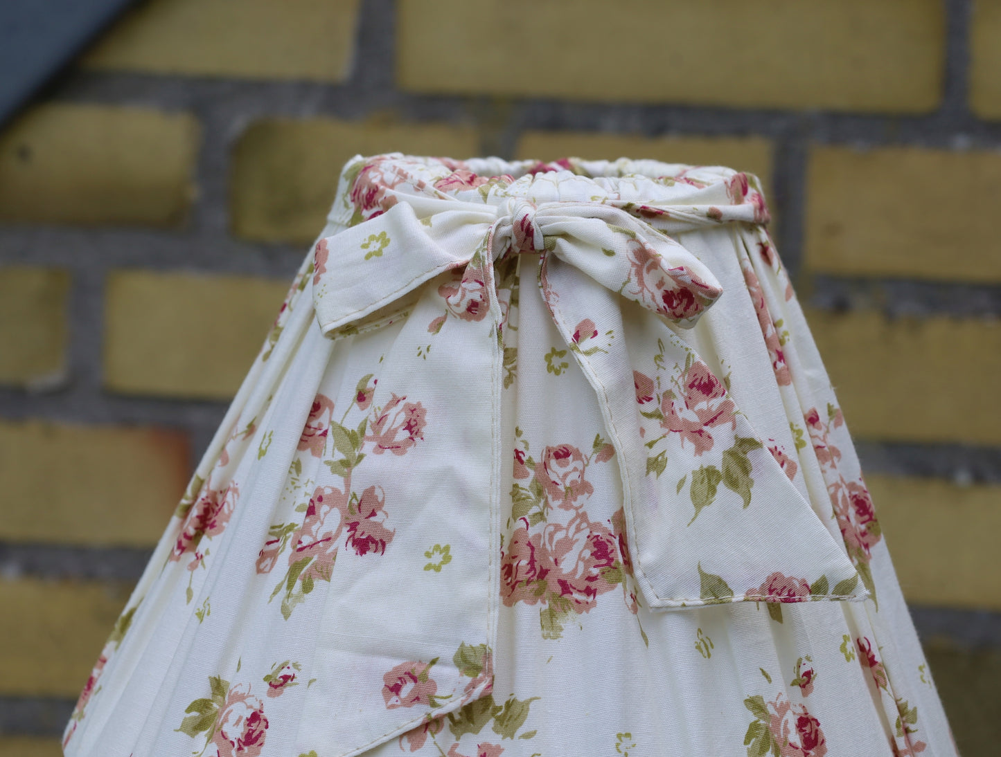 Lampenschirm E27 Baumwolle Rosen Creme - Landhausstil Romantisch 22,5cm