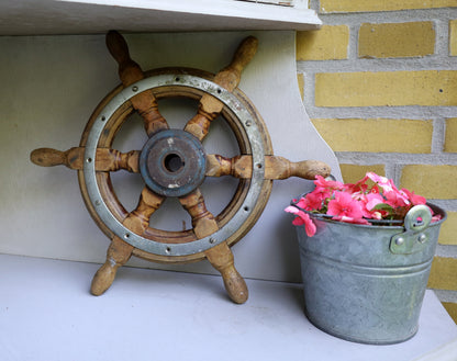 Original Schiffs-Steuerrad, nautische Vintage-Deko {{ Shabby Chic und Landhaus Deko }} {{ www.Stein-Alt.de }}