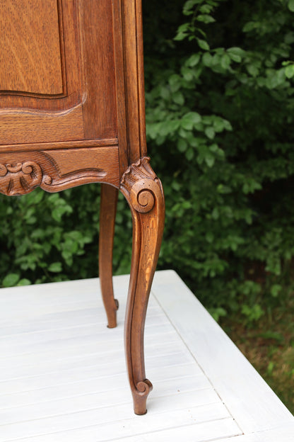 Antiker Nachttisch / Schränkchen im Louise XV - Stil um 1870 - 1890, in Braun aus Holz {{ Shabby Chic und Landhaus Deko }} {{ www.Stein-Alt.de }}