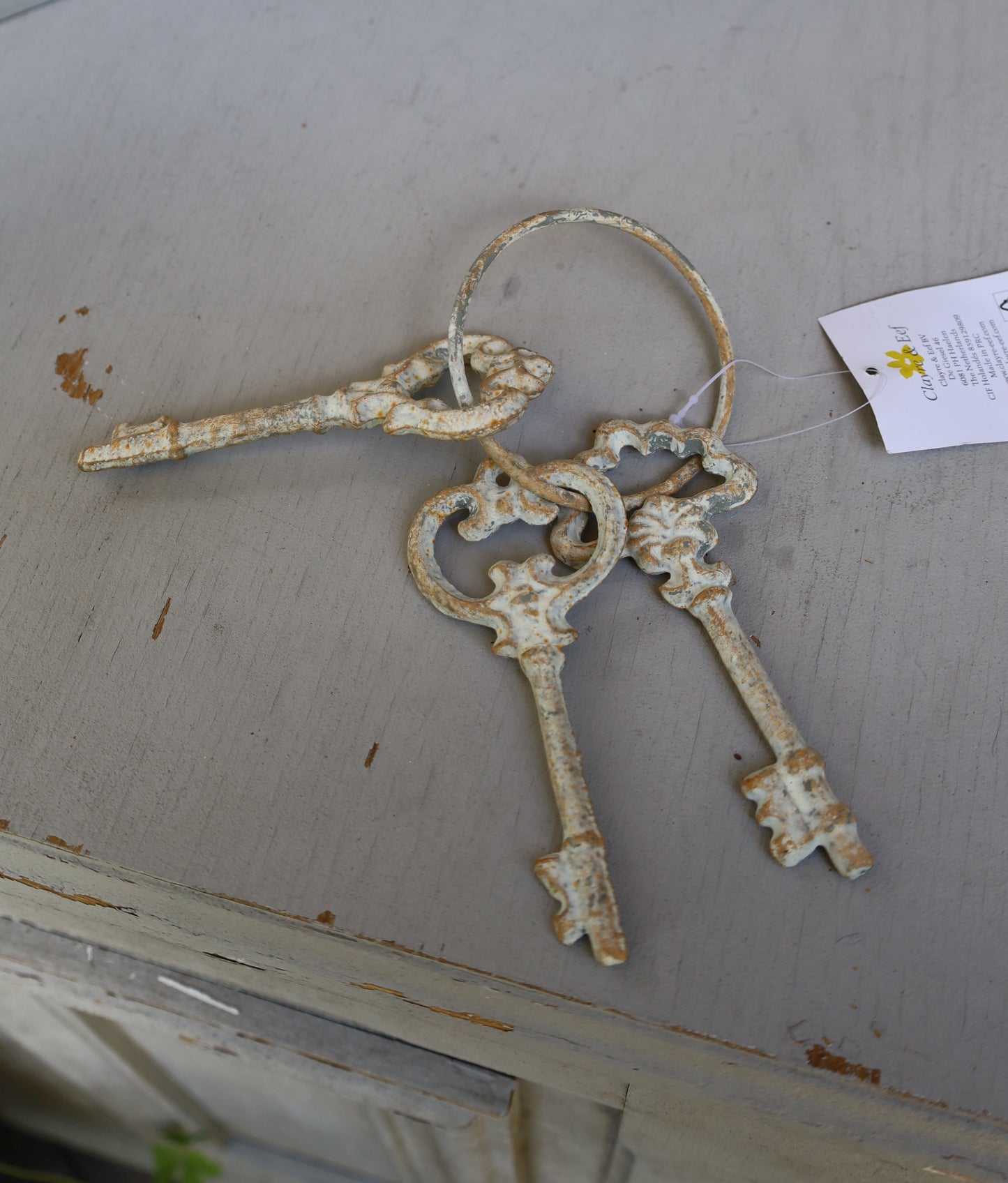 Shabby Chic Schlüsselbund Gusseisen Weiß - Vintage Deko Landhausstil