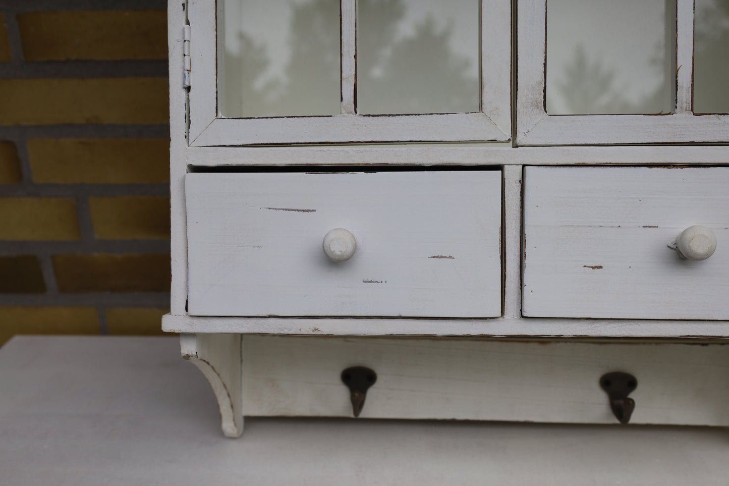 Shabby Chic Hängeschrank Weiß aus Holz - Wandschrank mit Schubladen und Haken im Landhausstil