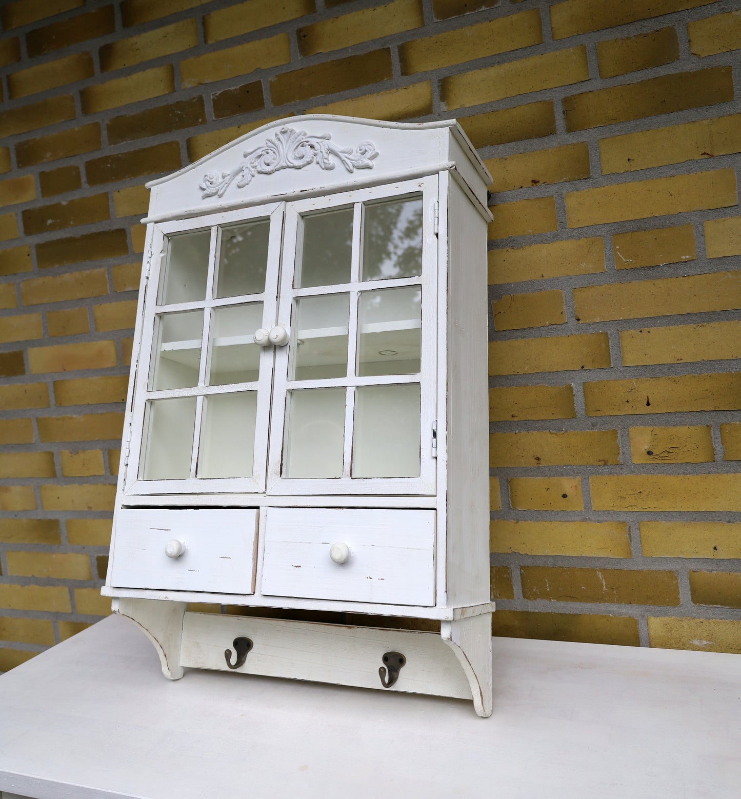 Shabby Chic Hängeschrank Weiß aus Holz - Wandschrank mit Schubladen und Haken im Landhausstil
