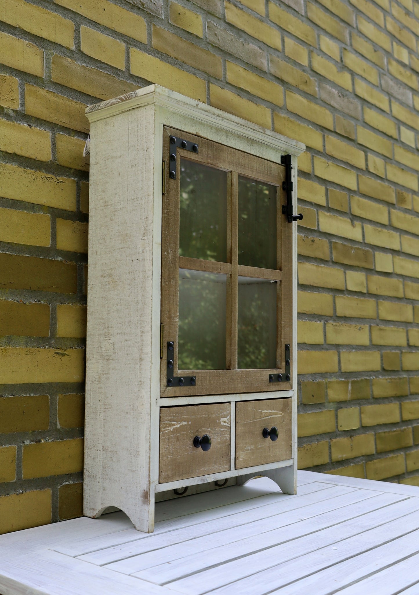 Wandschrank mit Haken und Schubladen Holz Braun-Weiß Landhausstil