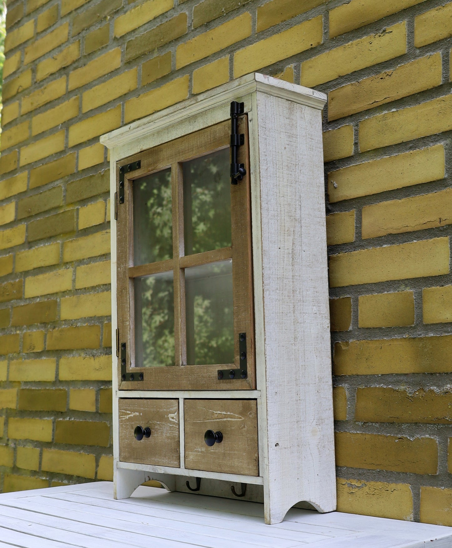 Wandschrank mit Haken und Schubladen Holz Braun-Weiß Landhausstil