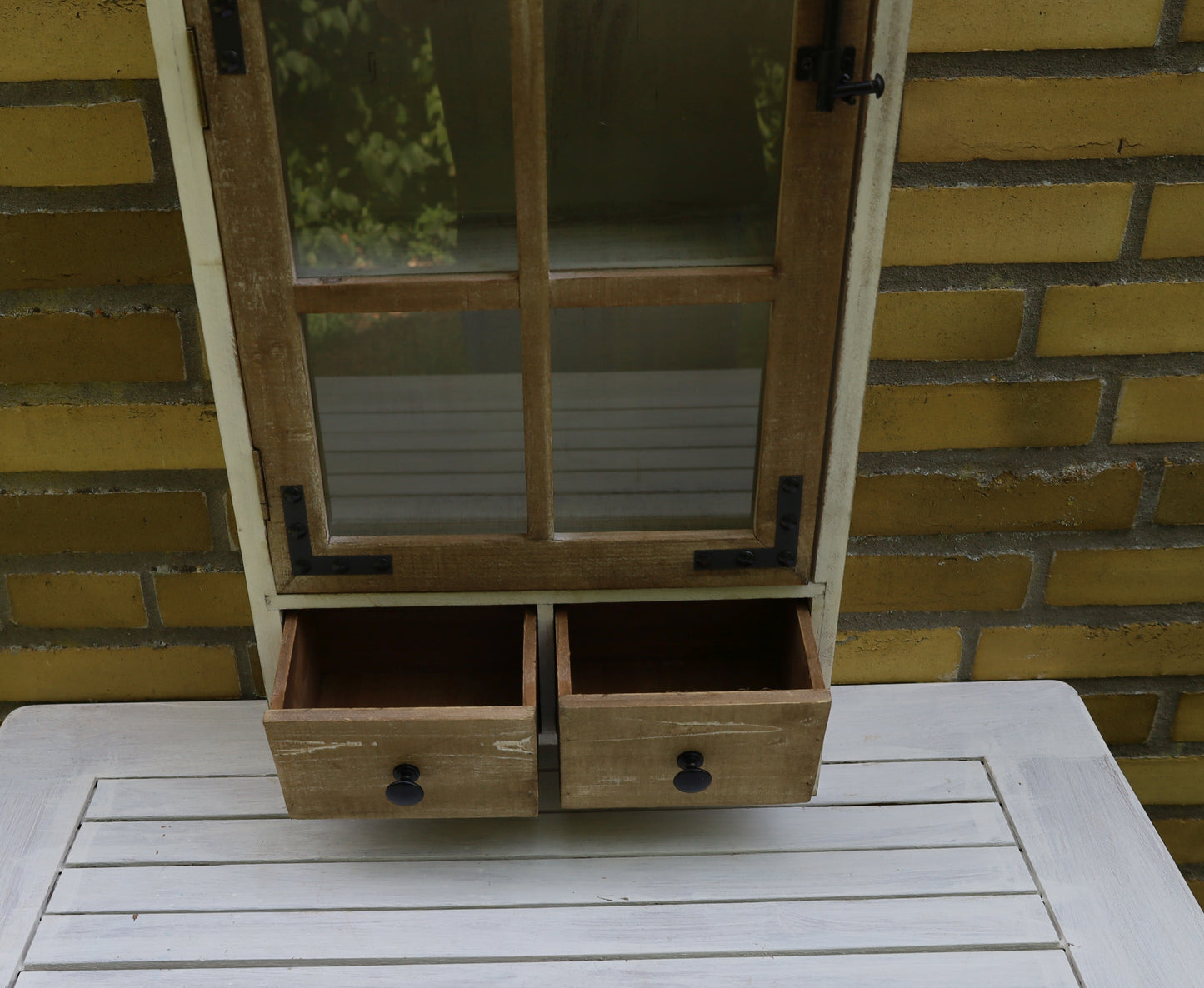 Wandschrank mit Haken und Schubladen Holz Braun-Weiß Landhausstil