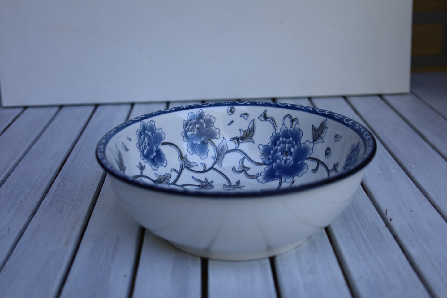 Keramik-Schale Weiß-Blau mit Blumenmuster - Obstschale Landhausstil Ø 19 cm