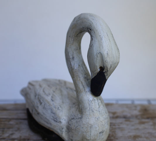 Grande coppia di cigni / cigni in legno, decorazione per matrimonio