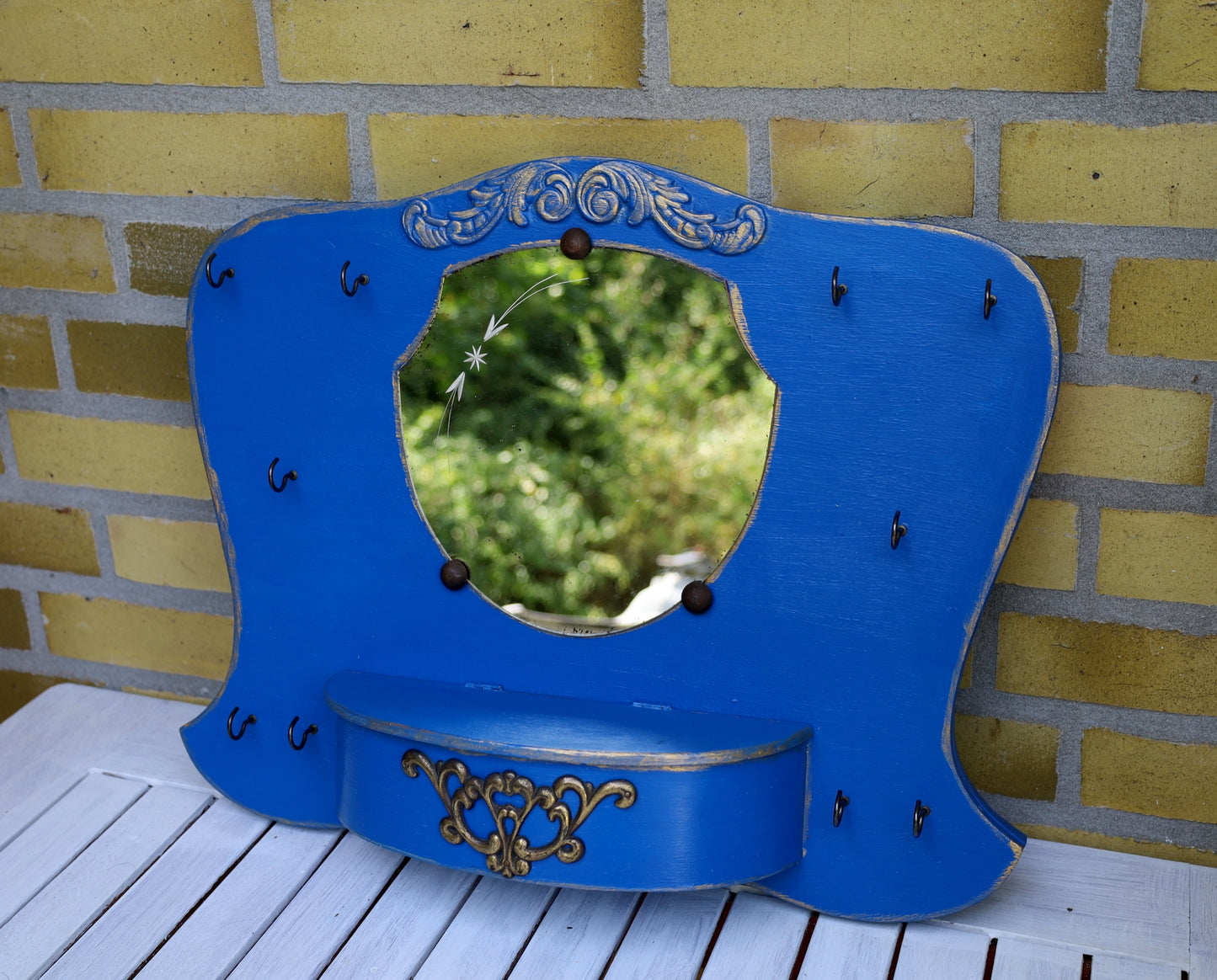 Vintage Schmuckhalterung / Schmuckständer mit Spiegel für die Wand