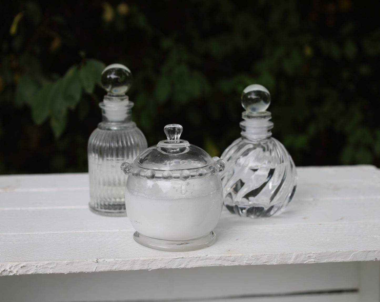 Fläschchen, kleine Flasche aus Glas mit Stopfen, verschiedene Formen