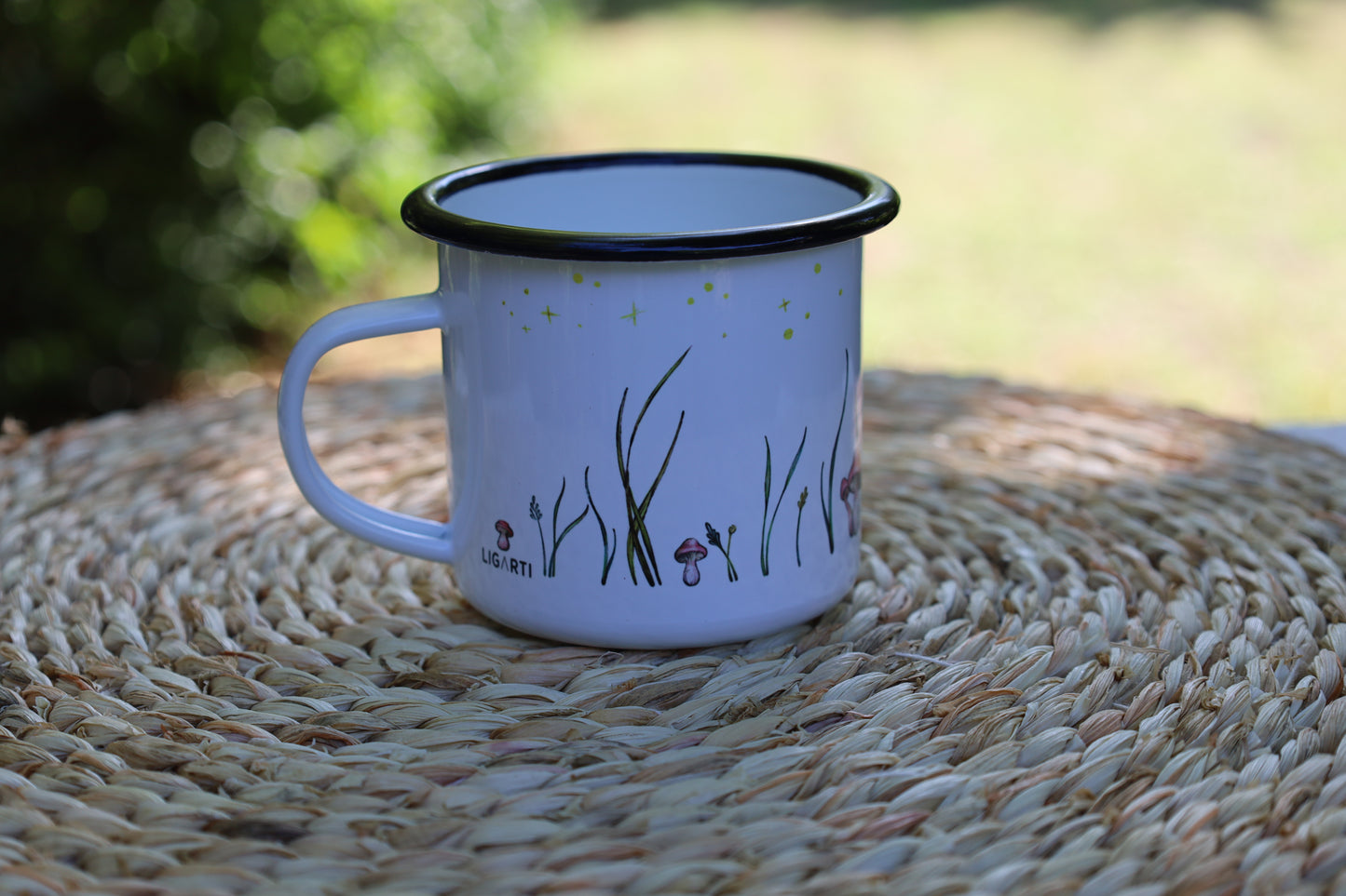 Tasse / Becher aus Emaille für Outdoor-Aktivitäten