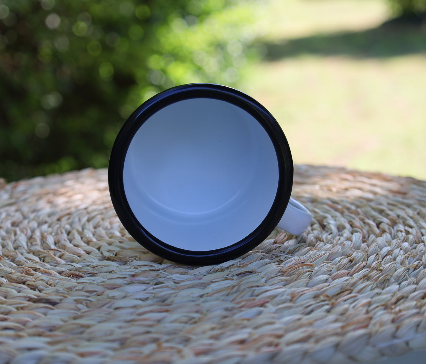 Tasse / Becher aus Emaille für Outdoor-Aktivitäten