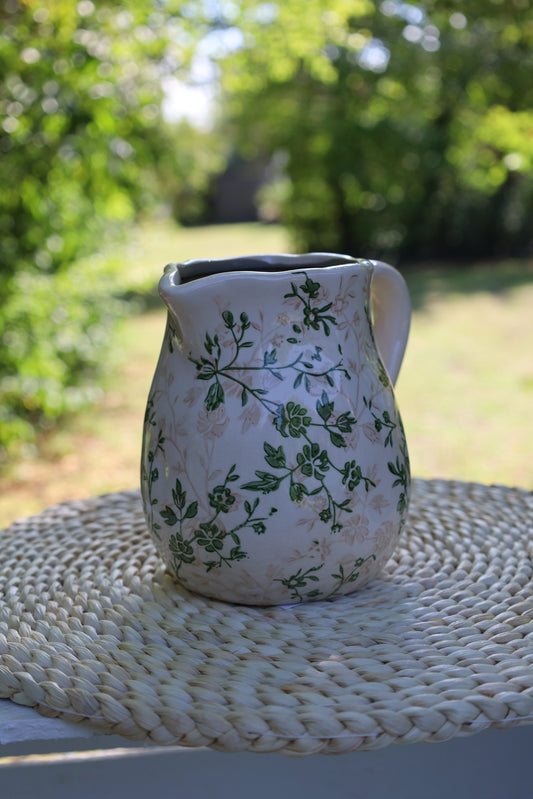 Keramikkrug mit Rankenmuster Beige-Grün - Dekorative Vase im Landhausstil