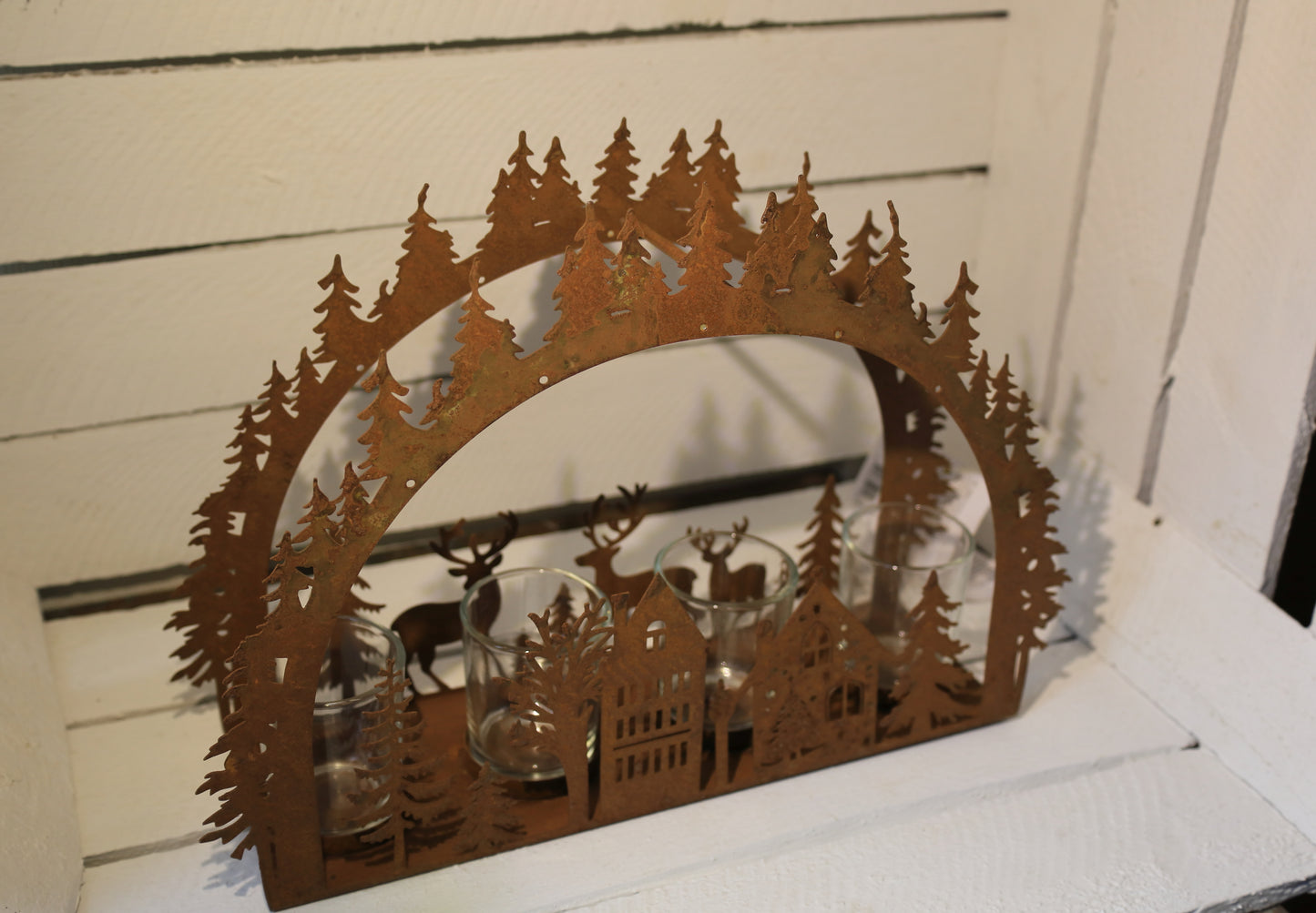 Adventskranz / Teelichthalter in Rostoptik aus Metall, Winterlandschaft