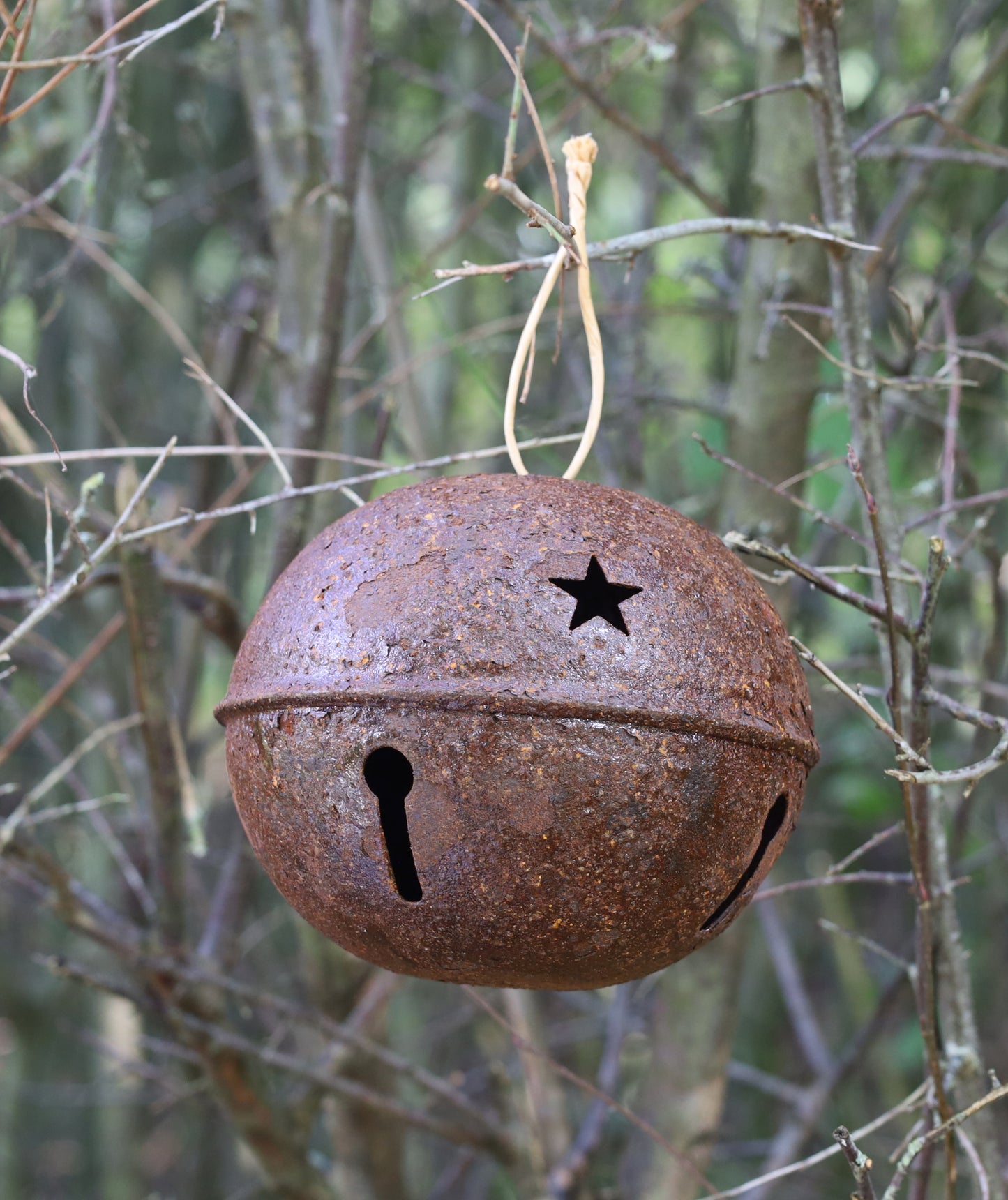 Kugel-Glocken / Hexenglöckchen, rostoptik aus Metall in Braun