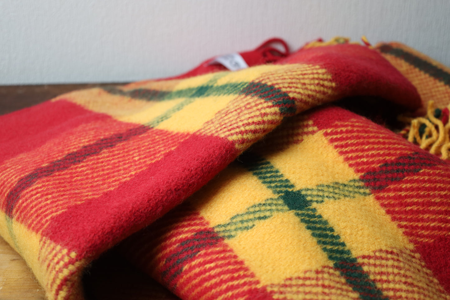 Wolldecke Schottenkaro Rot - 100% Schurwolle Kuscheldecke & Picknickdecke