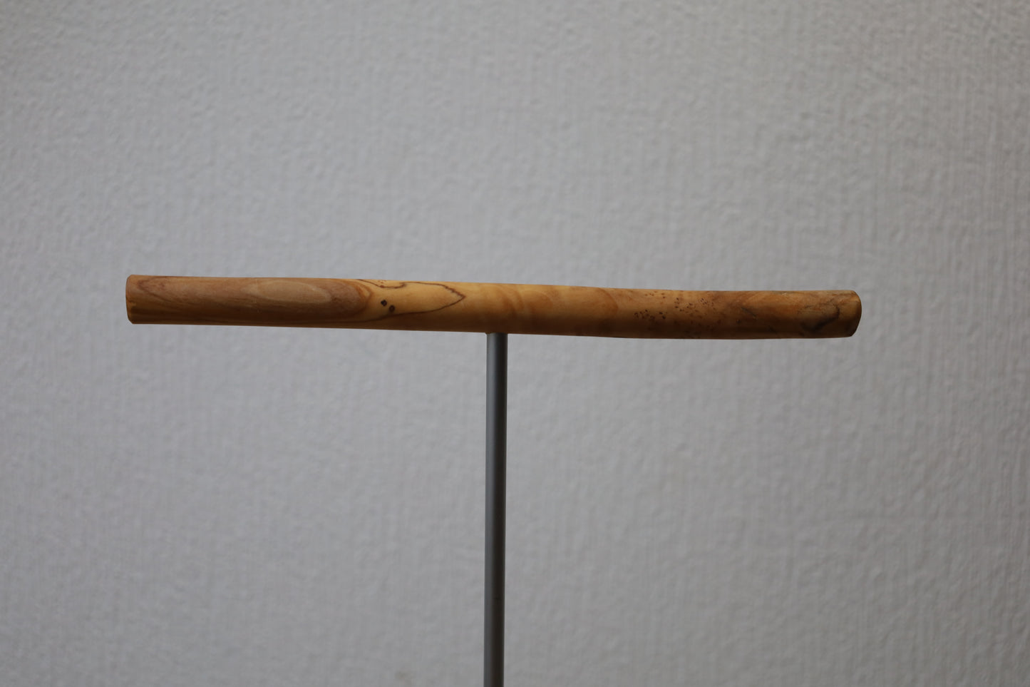 Schmuckständer aus Olivenholz - Handgefertigter Schmuckhalter