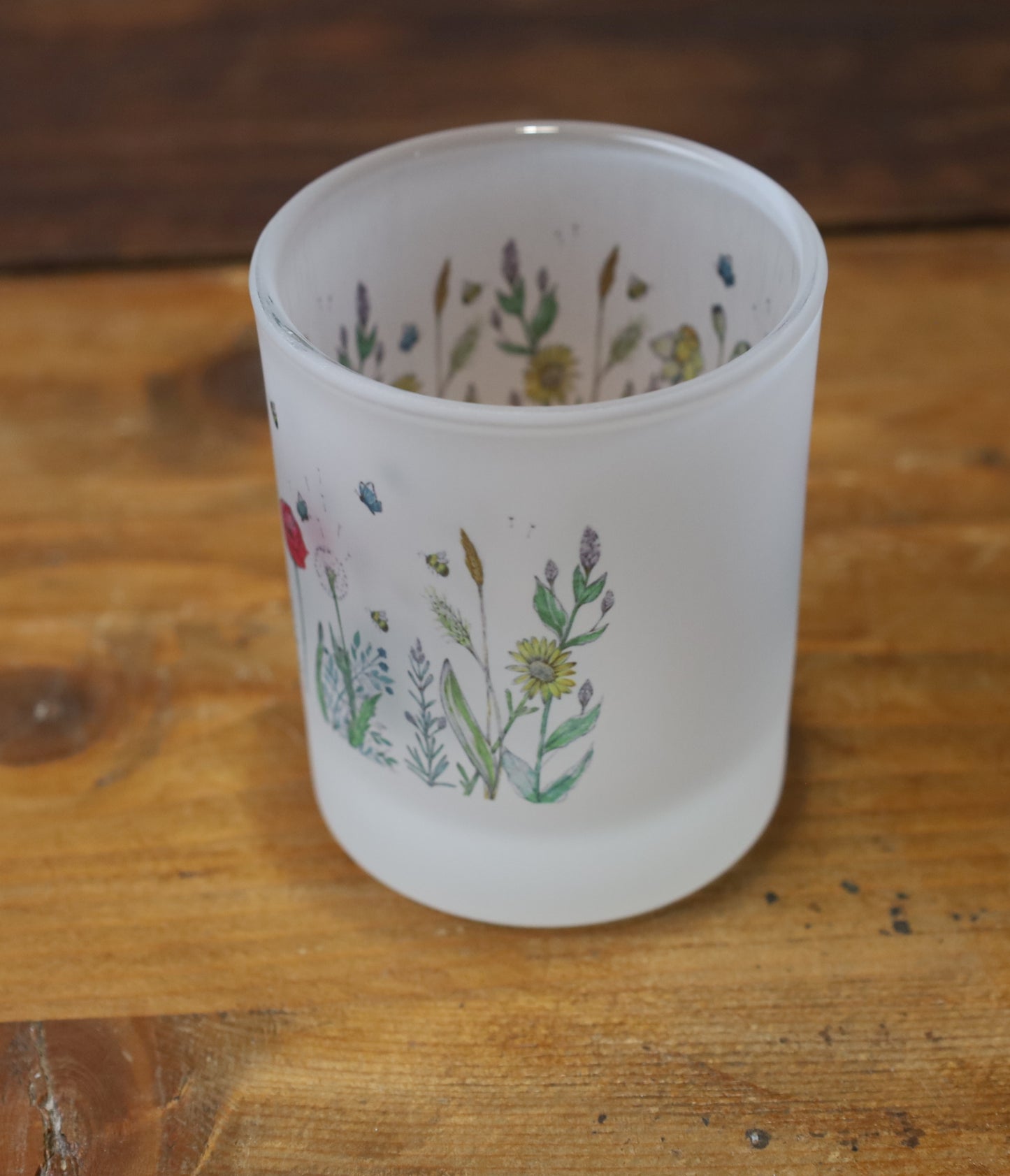 Windlicht aus satiniertem Glas mit tierischen und floralen Motiven